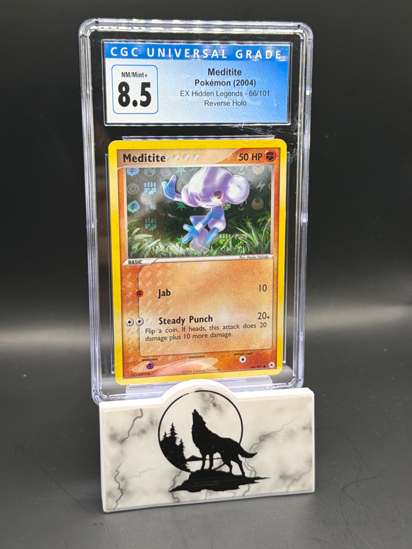 2004 Pokémon Ex hidden legends Meditite Reverse holo Graded 8.5